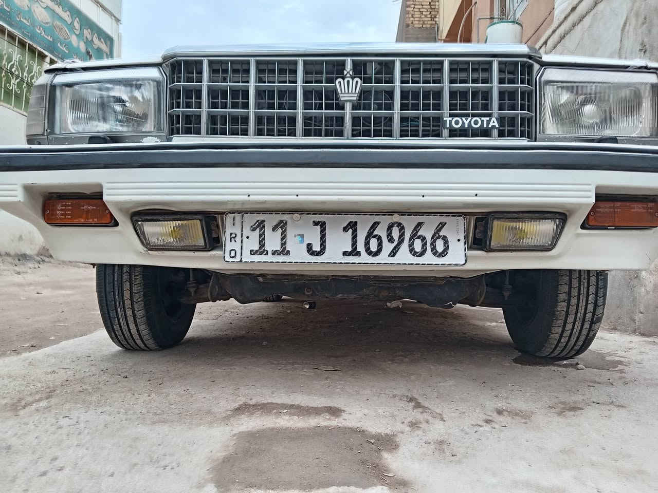 سلام عليكم اخوان سوبر للبيع موديل 1984 السياره كله عل بلاد عالشركه مكينه وكير بلادي عله وضع المؤسسة تبريد امامي خلفي السياره بسمنه شرط التحويل سنويه جديده وهسه جديده للتواصل *********** /***********
