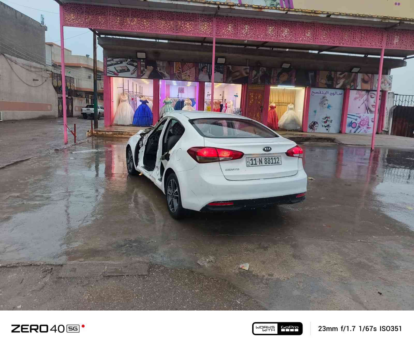 سلام عليكم خوان للبيع فورتي موديل 17 رقم بغداد دولي تحويل مباشر سياره شغاله وتمشي  سابقا كفاله مضروبة وبيع على وضعهه العنوان بغداد حي النصر رقم الهاتف ***********
