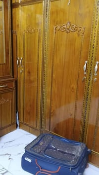 غرفة نوم • أثاث