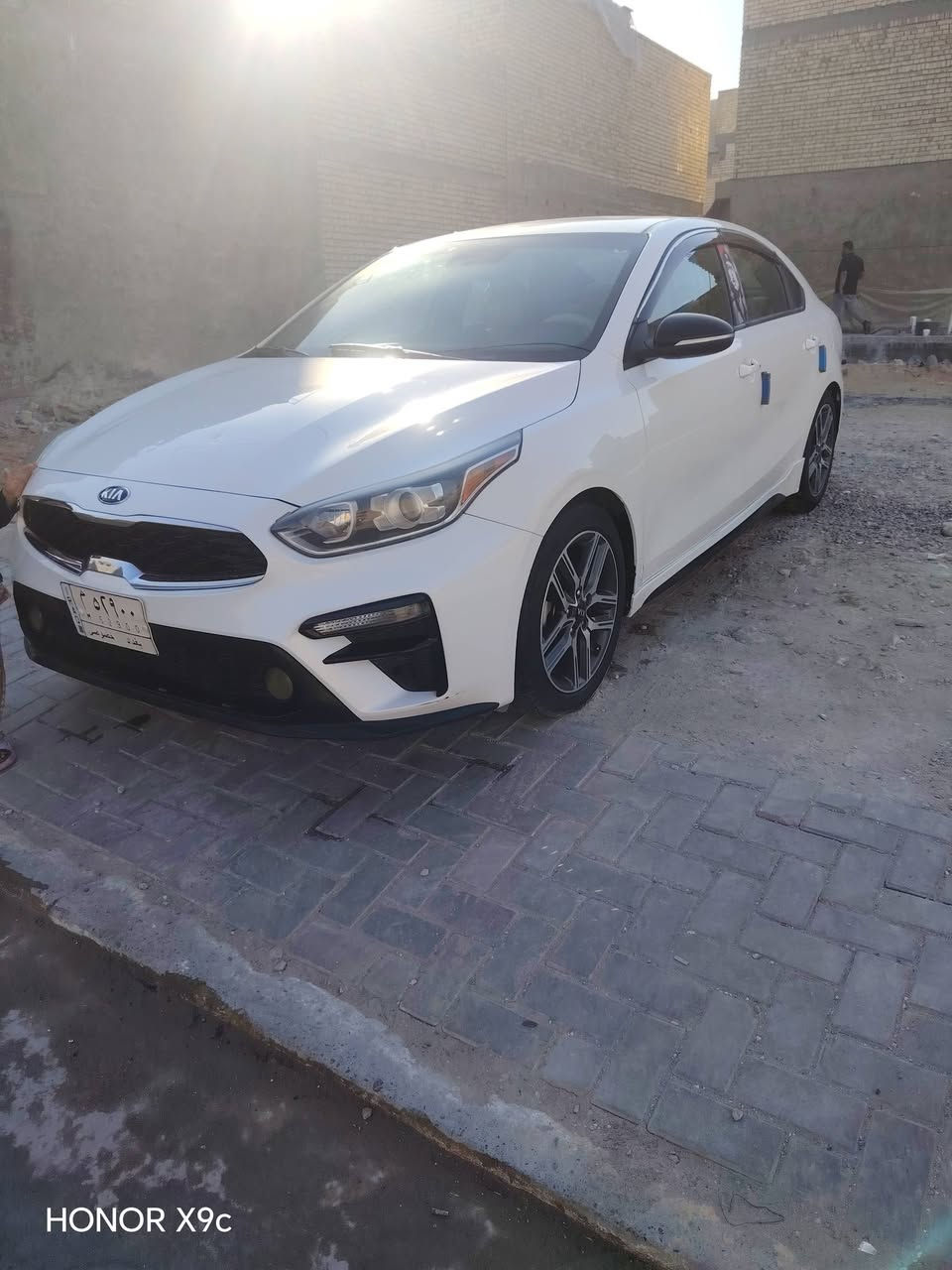 سلام عليكم البيع سياراه كيا فورتي موديل 2020, سياره جديده ماشيه 73 جي تي لاين فول بصمه توقف ذاتي فول المواصفات كلش سياره جديده حادثها دعاميه وبنيد نفسه والباقي مقفوله السياره كلها سياره باسمي مكانه بغداد حي السفير العبيدي سعر 145 وبيها مجال سياره منظومه غاز جديده بمعنى الكلمه ***********
