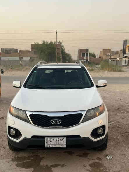 كيا سورنتو للبيع خليجي 
موديل 2012 
محرك 6سلندر 
7راكب 
3قطع تبريد
فتحه بانوراما
مرئ شفط
4*4دفع
زراك لايت 
كشنات جلد 
بيها صفحه اليسرى صبغ بدون معجون اثر بطش باقي كفاله عامه السعر 147$بيها مجال
واتساب ***********
مكاني بغداد التاجي 
***********
