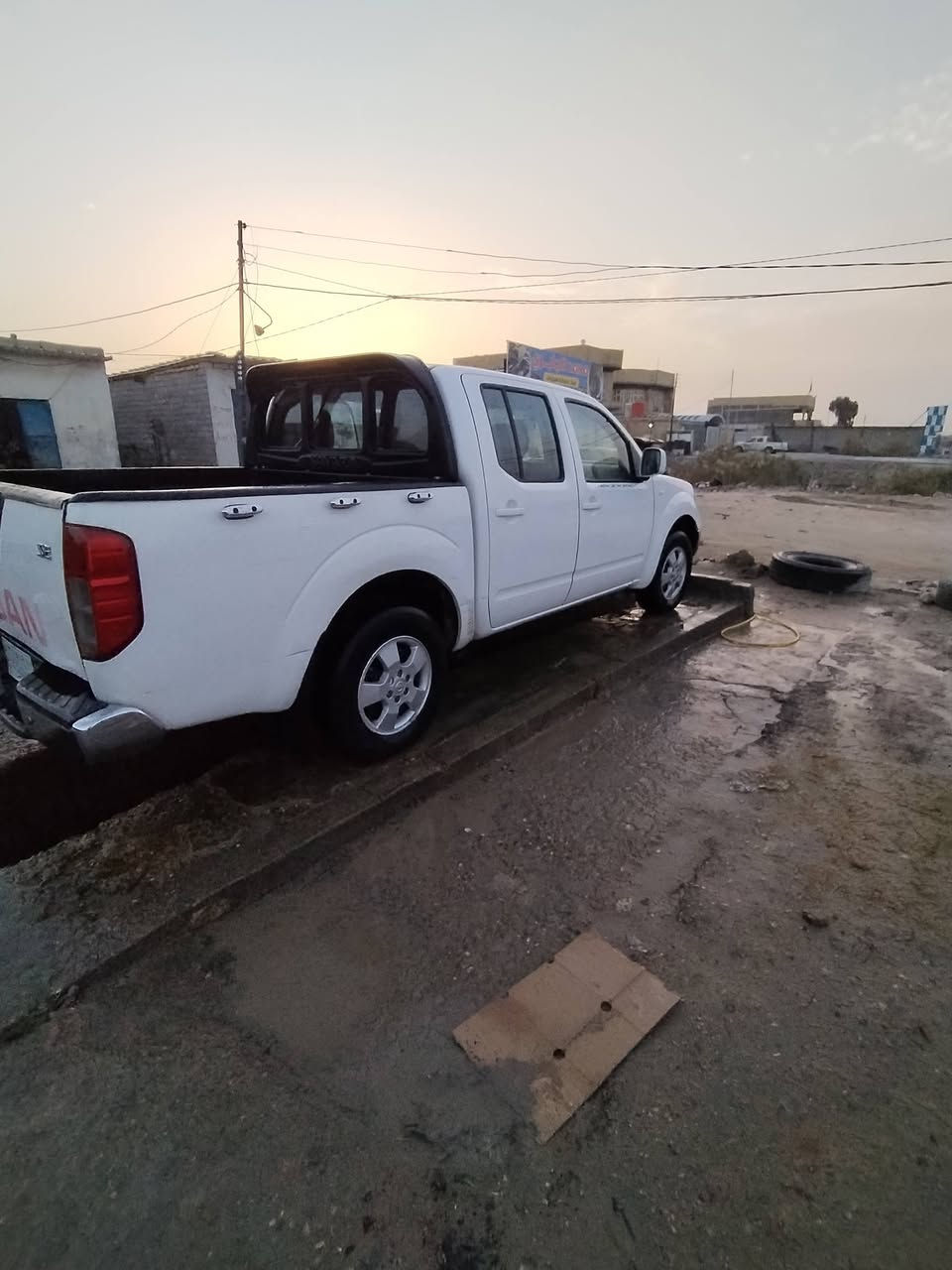 السلام عليكم بيكم نيفاره موديل ٢٠١٣ رقم بغداد تحويل ثاني يوم سياره جاهزه من كلشي بيه بس رشات صبغ بل بدي الجه السايق مكينه كير اكسن شاصي كله مكفول وهاي كدام عينك اصوره مكاني ناصريه سوك الشيوخ سعره ١١٠ وبيه مجال حق الجيه  ***********
