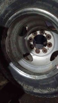 وياله بهبهان هاف لوري عدد4 +تايرات عدد4 حجم16 برجستون نضاف كلش المكان ...