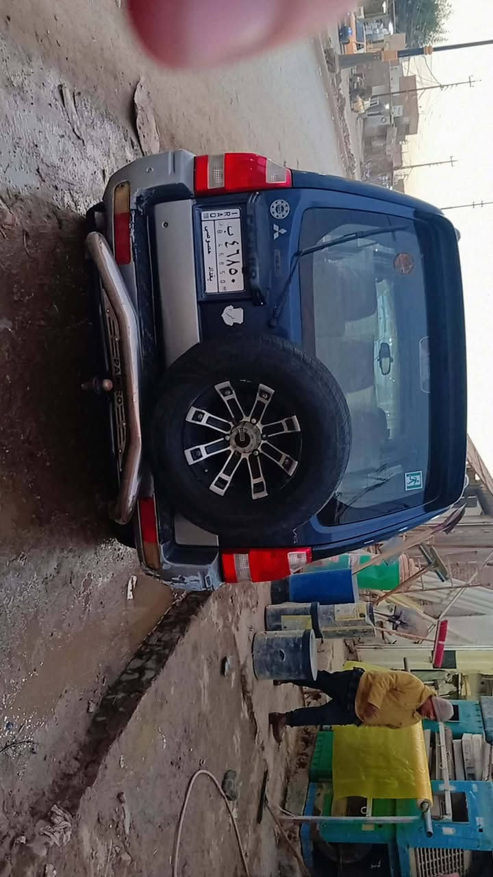 السلام عليكم،، باجيرو 2006 بغداد باسمي سنوية ل 2028 جاهزه خليجي مكينه 3000 السعر المطلوب 80 وبها مجال،،، ***********،مكاني الديوانية
