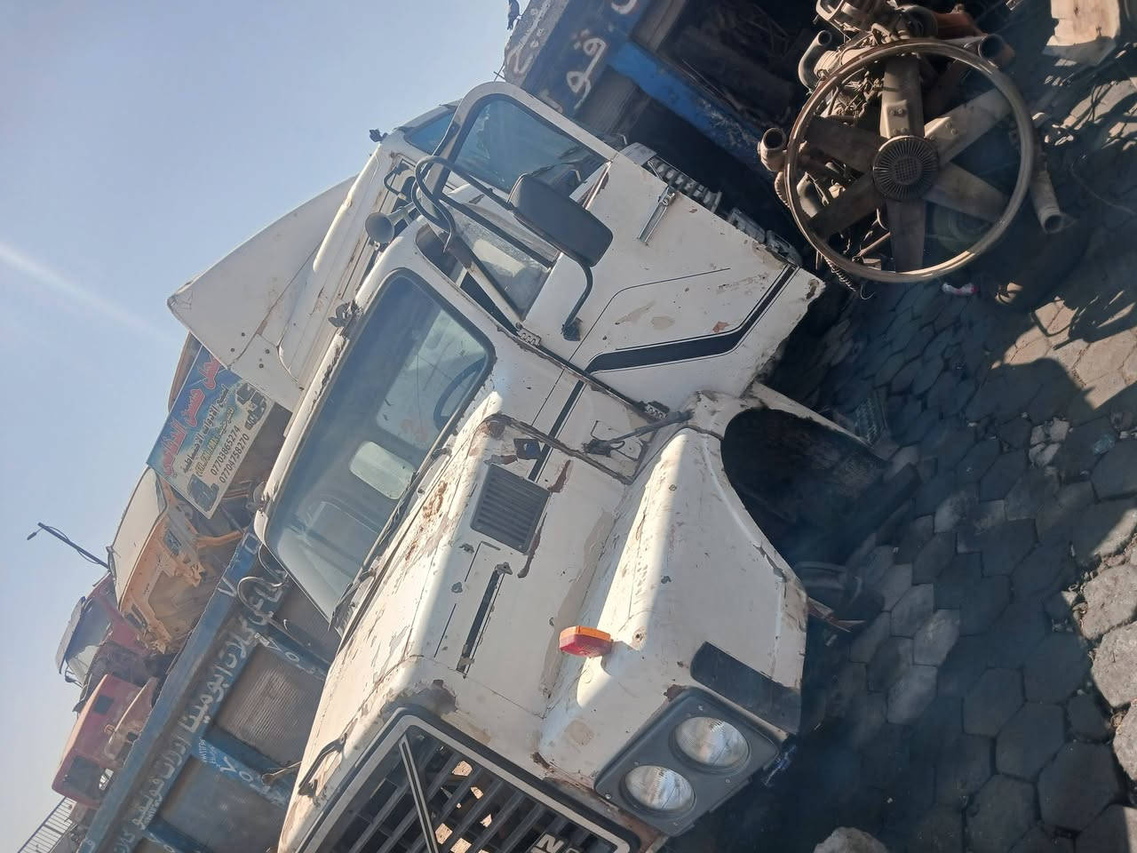 قميار فالفو لبيع العنوان بغداد جرف النداف ***********
