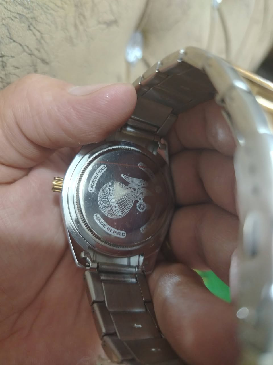 ساعه ماركه اوميكا كلش حلوة وراقيه منفذ،شهري مقاومة للماء قطعه ثكيله ومرتبه خلي سعر وبلعافية علياخذها


**إذا كنت صاحب هذا الإعلان وتريد حذفه لأي سبب، رجاءا أرسل رسالة إلى الدعم الفني**