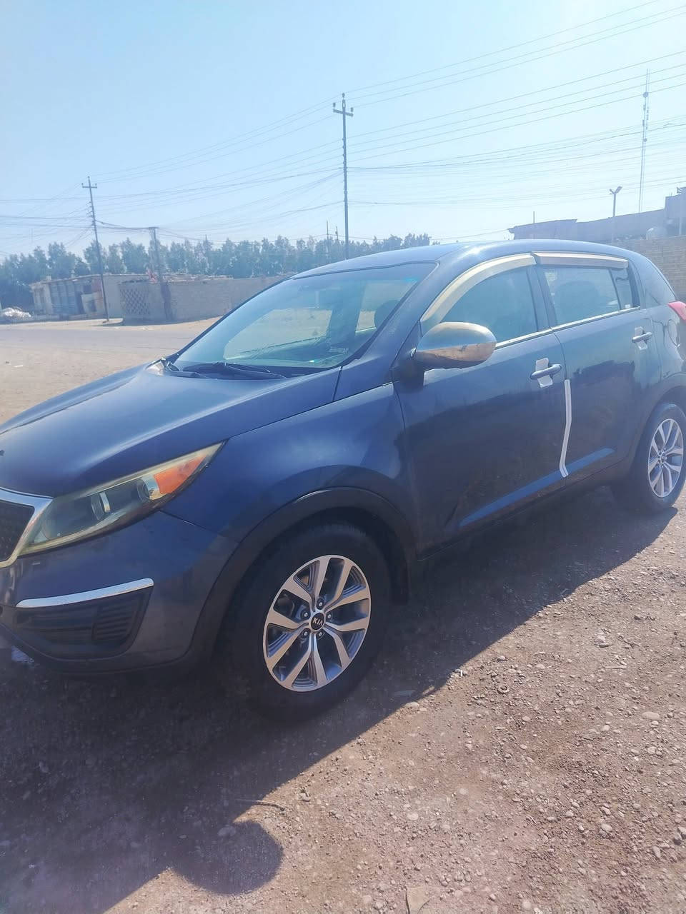 سلام عليكم كيه سبورتج موديل ٢٠١٦ وارد أمريكي حادثها فقط دعامية أمامية بدون اي ضرر ثاني والباقي كل شي مكفول بيها محرك ٢٤٠٠ نص فول باسمي رقم بغداد مشروع وطني السعر ١٦٥  مكاني بغداد حي النصر للستفسار ***********
