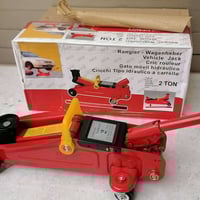 يتوفر. لدينا. جك. ٢ طن حقيقي   نوعية. درجة. اولا.  سعرة 27 الف.  و الت...