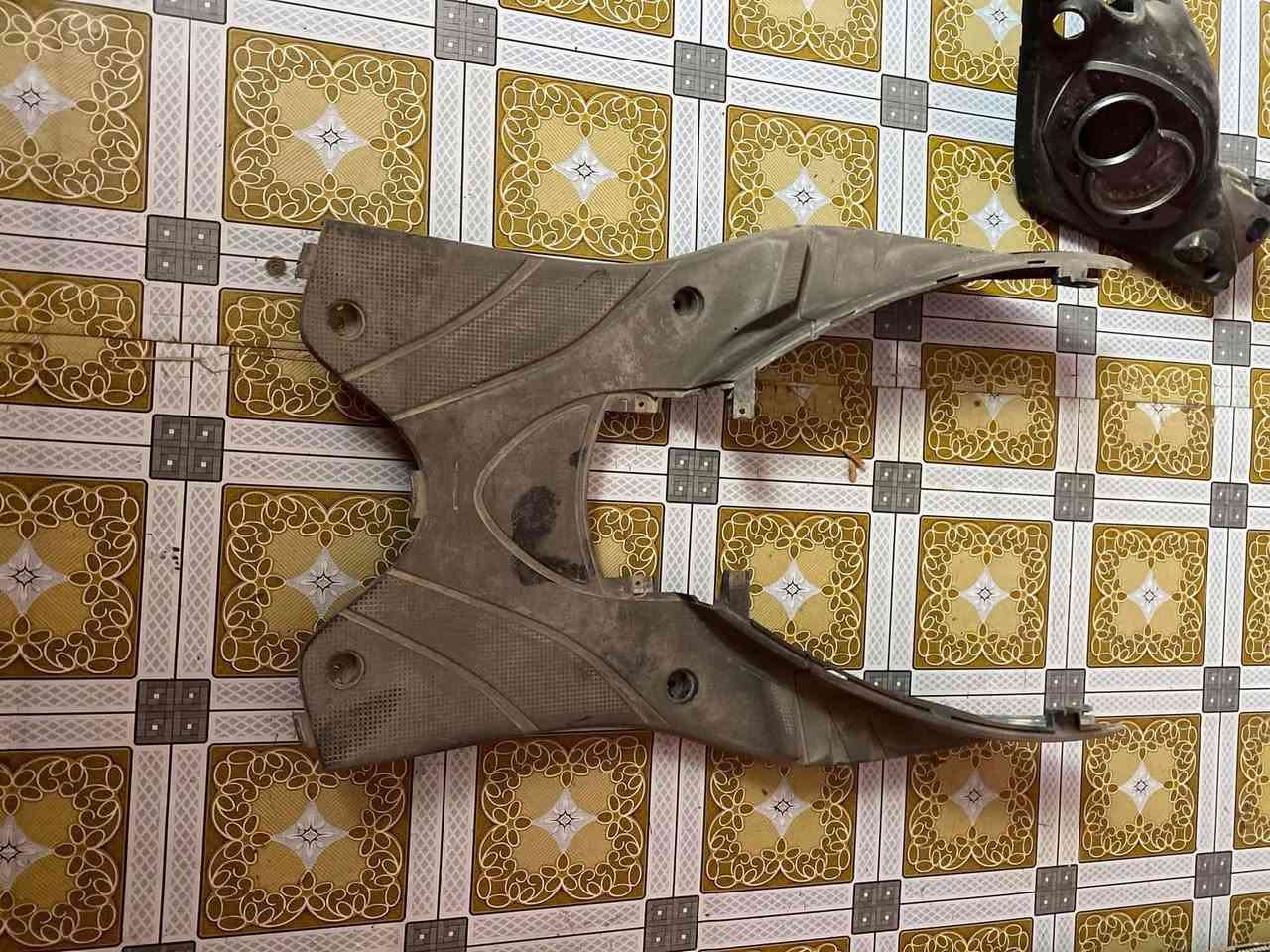 بيع غراض تفصيخ سكنس مكان بغداد كراده داخل           ***********  متواجد فيس
