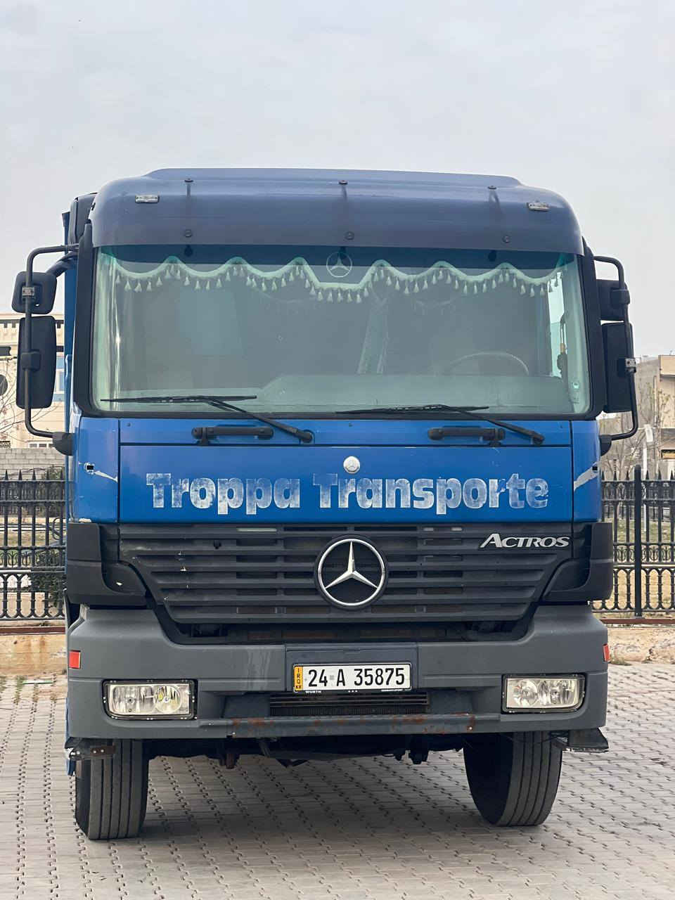 السلام عليكم
 قلاب أكتروز سكس بلادي
  مجموعة  نص gfخفيف  مارسدس
 موديل 2000  حجم 2640 
 كير 240 كهربائي مكفول 
قماره محرك  كير  شاصي بلادي 
 رقم جديد دهوك بأسمي 
***********
***********
