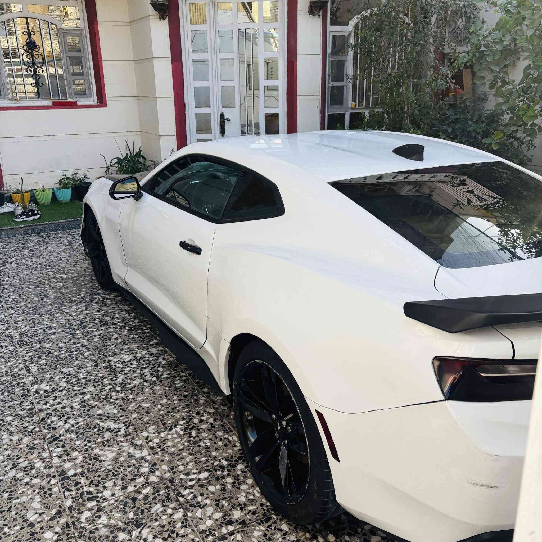 كمارو 17 مكينه 4 سلندر تيربو السياره جاهزه مناقصها اي شي قطع الصبغ ما ادري كم قطعه بس اكفلك التكم و القماره و الغود و الشواصي السياره فول عده الفتحه رقم شمالي تصقط السنويه لل2031 السعر ب108 و بيها مجال الشراي يتصل عل واتساب ما متواجد عل ماسنجر ***********
