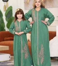 كشخة عيد • طقم أم وبنت • بنات 8-15