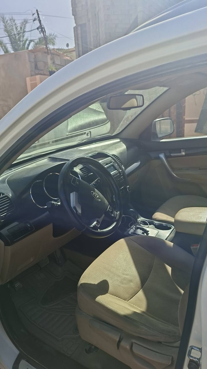 السلام عليكم سورنتو 2012خليجي فول موصفات بس بدون فتحه محرك ٤سلندر جديد مكاني سامراء السعر ١٤٠
***********
