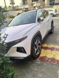 توسان خليجي موديل 2024 ماشيه 4000 فول بانوراما ويل 19 جنطه كهرباء جلد ...