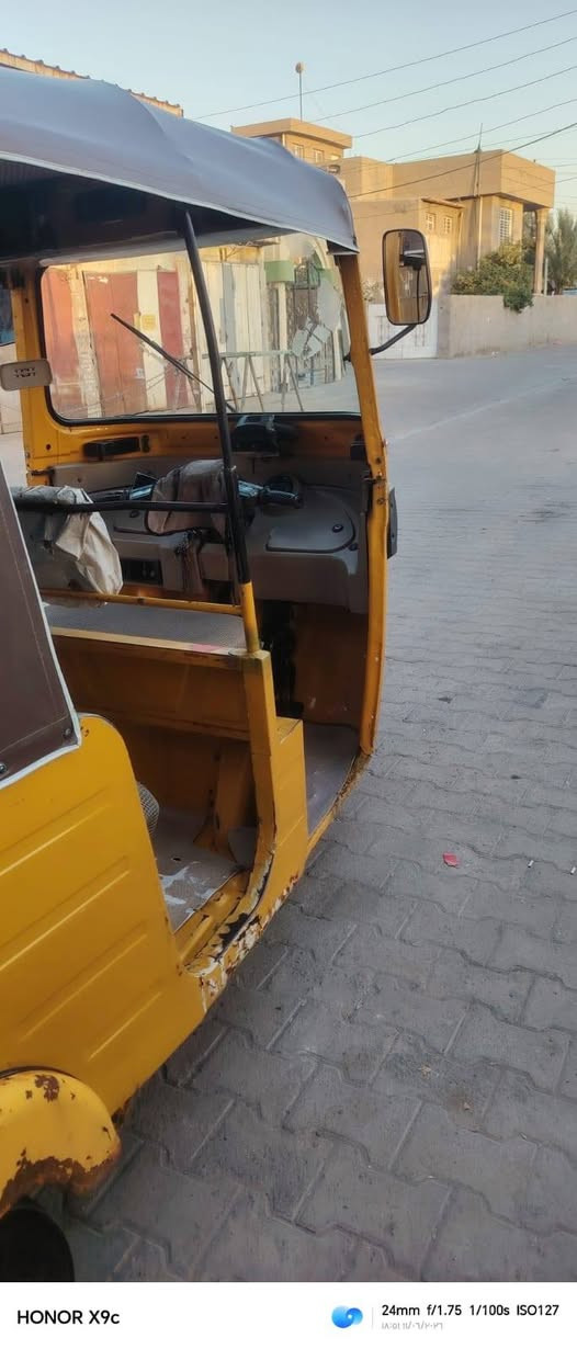 تكتك للبيع موديل ١٩رقم وسنويه السعر ٥و ١٠٠


**إذا كنت صاحب هذا الإعلان وتريد حذفه لأي سبب، رجاءا أرسل رسالة إلى الدعم الفني**