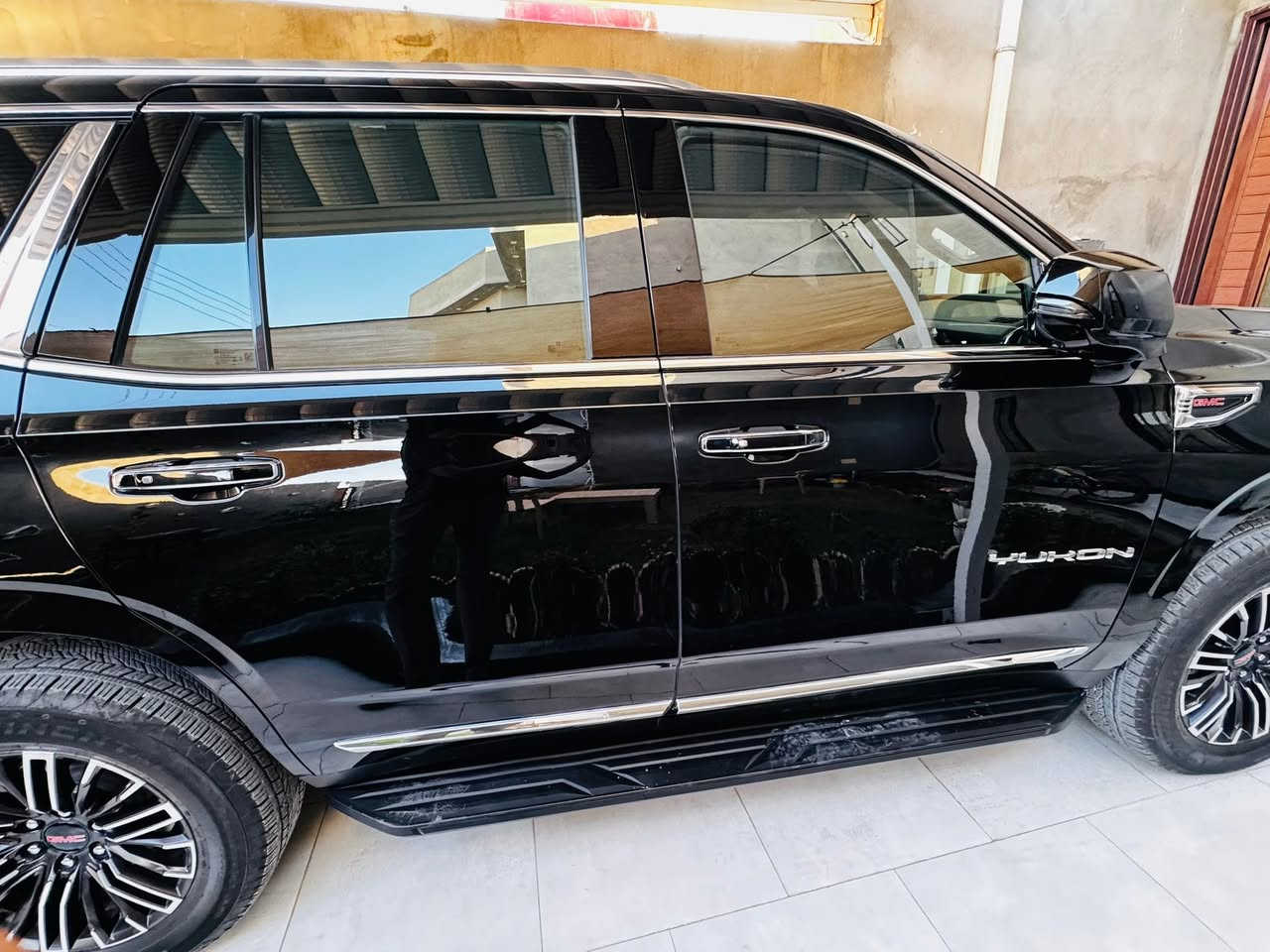 يوكن 2025 خليجي وكالة المنصور كفالة عامه
رقم بغداد تحويل مباشر مغلفة ppf 
ماشية 18000
مواصفات الالفيشن معروفة 
4كامرات 
باب خلفي كهرباء 
كراسي بل كامل كهرباء
شنات جلد تدفئة
مكاني بصرة 
رقم ***********
