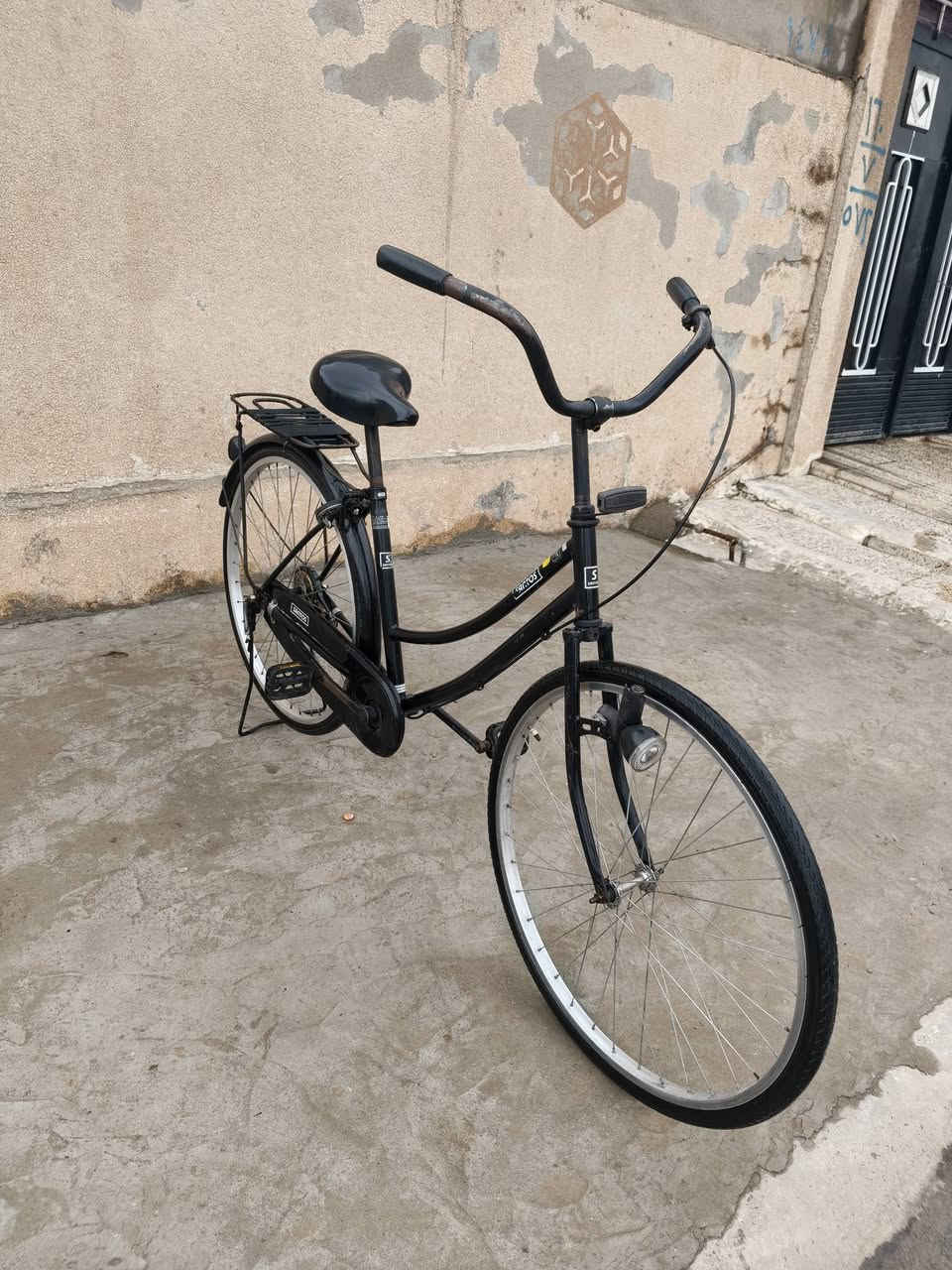 باسكلاين للبيع الاسود شركه سانتس موديل ٢٠١٩ والحجم 26 والباسكل الابيض شركه AN2  والحجم 26 جانب الايسر حي صدام قرب ساحت هوار السعر خاص..


**إذا كنت صاحب هذا الإعلان وتريد حذفه لأي سبب، رجاءا أرسل رسالة إلى الدعم الفني**