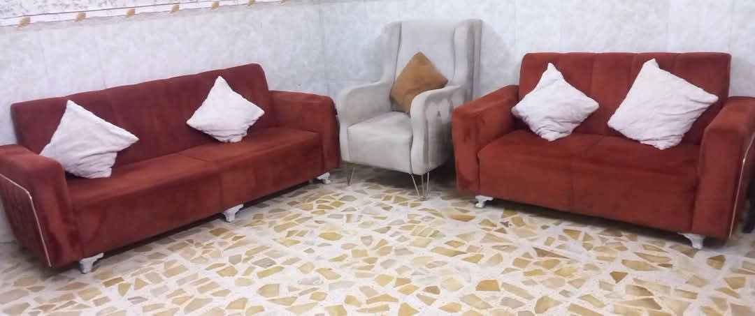 بلازمة حجم 50بس الونهة موصافية 75الف ساحبة35تخم 7مقاعد175تخم مصري350ميز طعام125مغسلة15باب صاج طلاقتين جبير 100الف الشراي يتفضل خاص بغداد  ‎0771 799 6886 بغداد, العراق
