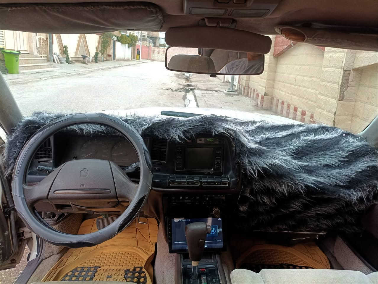 هارتوب موديل 1991 للبيع مكفولات كير ومحرك صبغ عام للجماليه رقم نجف حداديه 50% زينه صدر جديد تبريد غير شغال 
سعر 55 وبيها مجال 
للاستفسار الاتصال بالرقم // ***********
