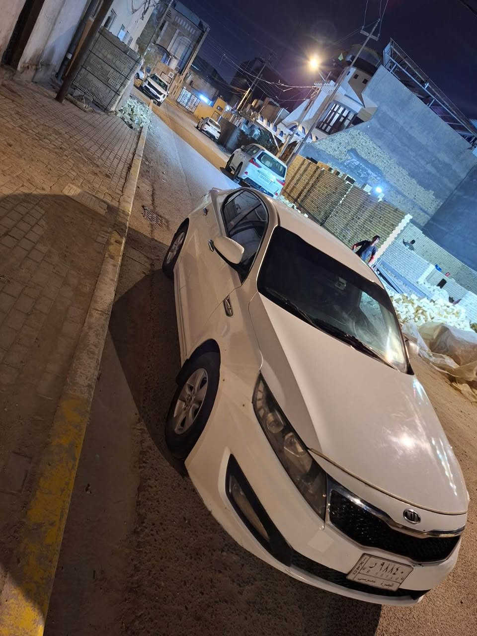 K5 
2011  رقم بصره صاحبها ببو الخصيب يريد تحويل اخذك اقابلك وياه 
السياره كفاله من الضربه و التبديل  الكوري مينكفل من الصيغ ابيعلك حزام وهذا الي ماشي بالكوري 
كير مكينه حداده تبريد كله جاهز 
المكينه قبل 6 اشهر شادها دوش 2000
السياره غاز وبانزين جاهزه للاخر لادوانز ولا صرف بانزيل ولا اي شي فول الغاز ب 11 الف يمشيك 3 ايام  فره   واكثر 
السياره تاخذها جاهزه 
السعر      105       وبيها مجال الشراي يدلل بس بالمعقول 
عنواني بصره كرمه علي 
واتساب وموجود 
*********** البصرة, العراق
