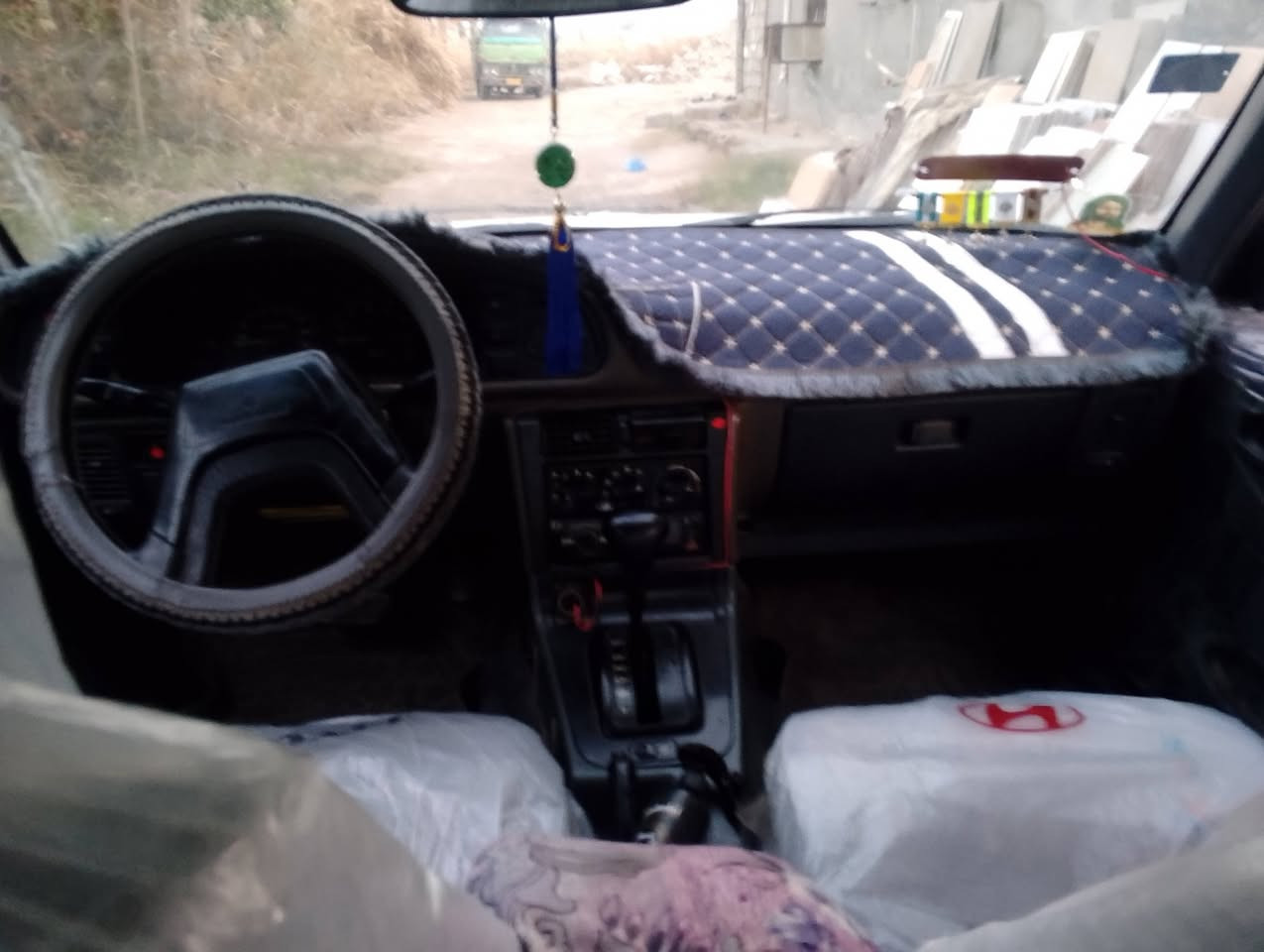 سلام عليكم سياره للبيع برنس موديل 93 بغداد تحويل ثاني يوم مكاني الانبار فلوجه الازركيه رجاء الي مو شراي لا يراسلني ***********
