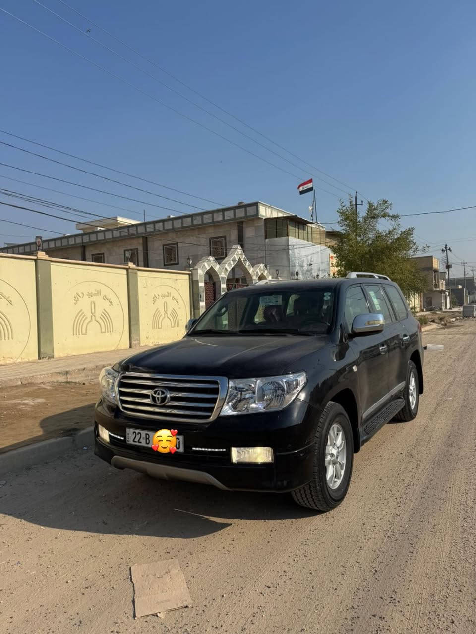 سلام عليكم تويوتا لاندكروز موديل 2011 ستينيه اصل بريم معروفه مواصفات الستينيه سياره مكانين بارد زغار جدا ولباقي كفاله عامه تخم تاير صدر جديد مكينه وكير برغي مامفتوح بيه سياره ماشيه 226 الف حقيقي رقم اربيل تحويل مباشر مكاني بغداد الاستفسار ع ***********
