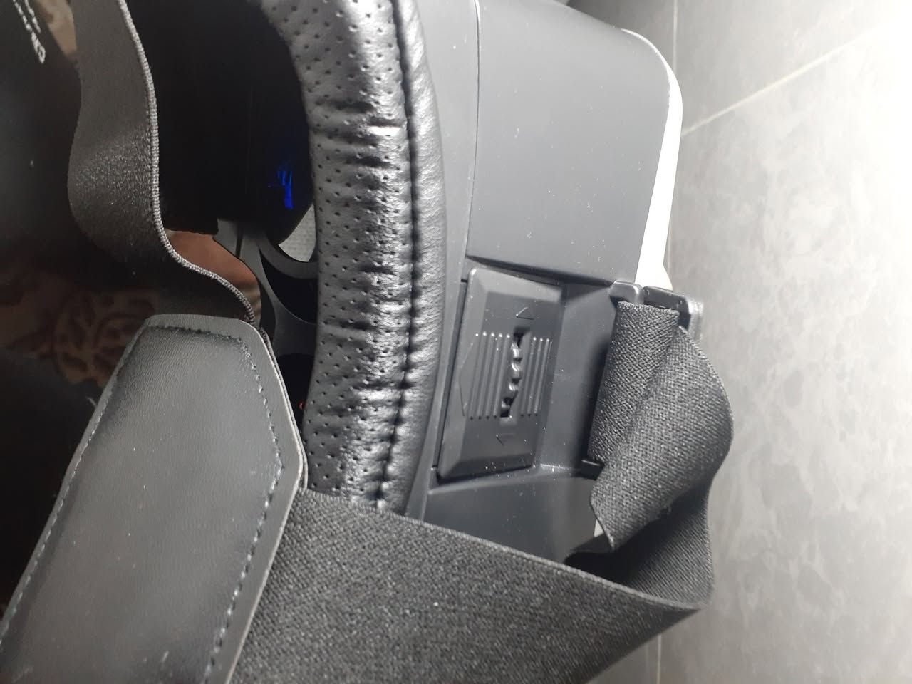 جهاز VR جديد ما مستخدم للبيع سعر 20 الف مكاني كركوك الرقم ***********
