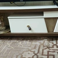 ميز بلازما • نظيف وجديد • حي الانتصار