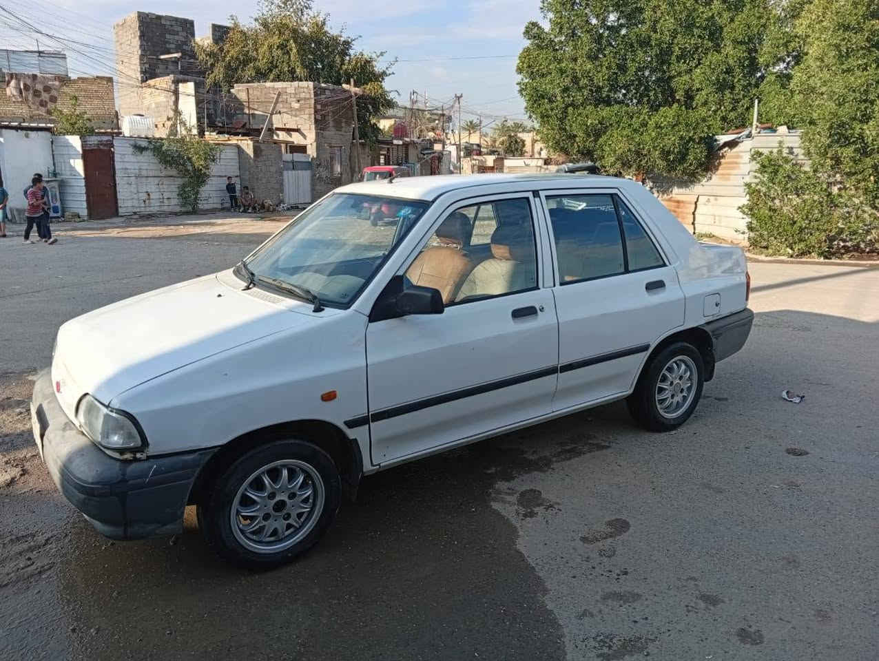 السلام عليكم سايبه مديل ٢٠١٨ كير مكينه تدفئه تبريد كفاله سياره كفاله عامه فقط  بيهه بارد بلجاملغ الامامي الايمن كد شبر تخم تاير جديد السعر 51 وبيهه مجال  للستفسار الاتصال ***********
