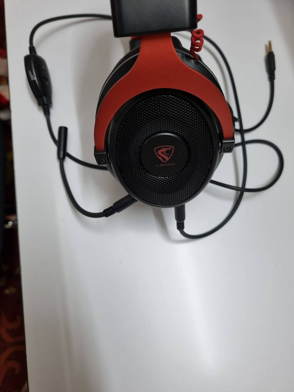 السلام عليكم هيدسيت محيطي 360° مستخدم 3 مرات بس نضافة 99% الجلد مالهة درجة أولى 
العزل مالهة قوي تشتغل عل البلي وعلى الpc وبيهة 
اضائة RGB علبته هم موجودة السعر مع التوصيل 
35الف


**إذا كنت صاحب هذا الإعلان وتريد حذفه لأي سبب، رجاءا أرسل رسالة إلى الدعم الفني**