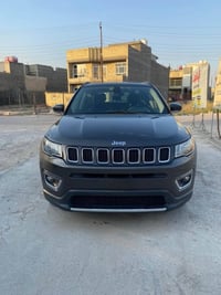 جيب كومباس ٢٠١٨ فول مواصفات لمتدد مكينه ٢٤٠٠ كير ٦ نمر تو ويل رقم جديد...