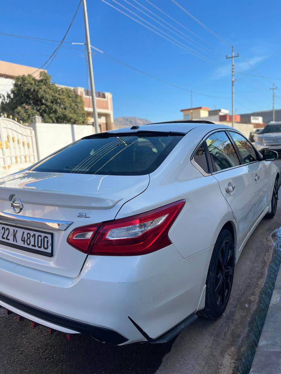 نیسان ئالتیما 
مۆدێل :٢٠١٧ کەنەدی ناو زەرد 
مەکینە V4 نەکرایتەوە بێ عەیبە
قەپات مواسەفات SL
سلایت،تبرید مرکەزی،سوکان هیتەر،کوشن جلدوهیتەر و کارەبای،هەموو پەرەشوتی بەشەرتە بەس  پەرەشوتی سوکانی،سیستەمە ،رادار وە خەتی،جادە،بەسمە ،شغال،تحدیل،
سورعت ،دژە خلیسک،دوگمەی تراکشن،
١٢ سەماعەیە ئمپری فایرە،گێرعادی و گێر توماتیک فول کەمەلیاتی بۆ کراوە،چوار تای نوێی هەیە 
سەنەوی نوێیە تا مانگی ١٠/٢٠٣٠،هەزە نوێیە
٤ پارچەی سبوغە کەمەک ناوی گرتیە
زۆر خاوێنە بێ مەسرەفە  ،هەرچوارلای حەساسە،
مواسەفاتی زیاتریشی هەیە 
سعر ١١٨$ کەمەک مجال 
شوێن شەقلاوە
ژمارە تەلەفۆن *********** شقلاوة, أربيل
