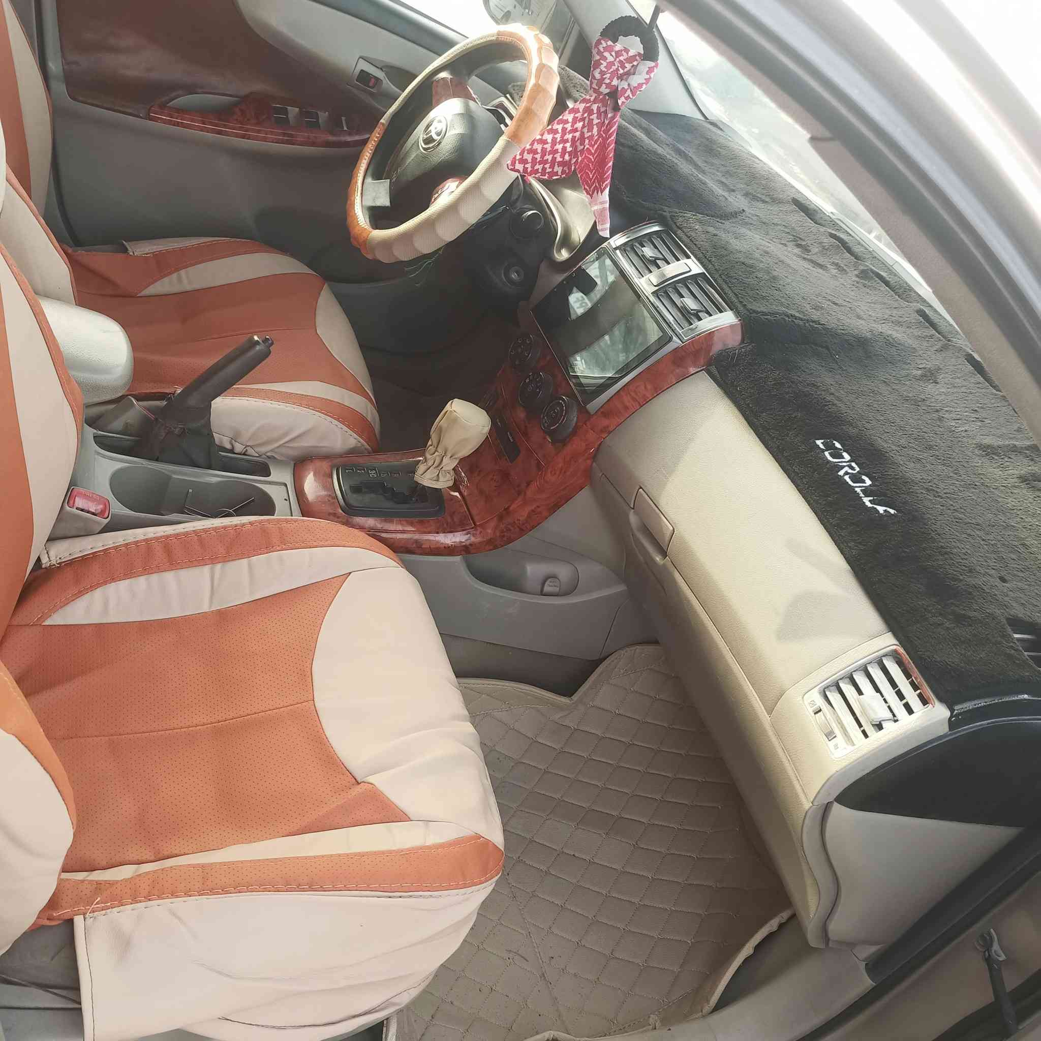 السلام عليكم 
للبيع او مراوس 
موديل 2009 محدثه 2013 
مصبوغه صبغ عام 
أمريكي طختها امامي 
بيها تبديل ثلاث قطع 
محرك 1800
جاهزه بدون نقص 
سعر 100 و بيها مجال 
***********
