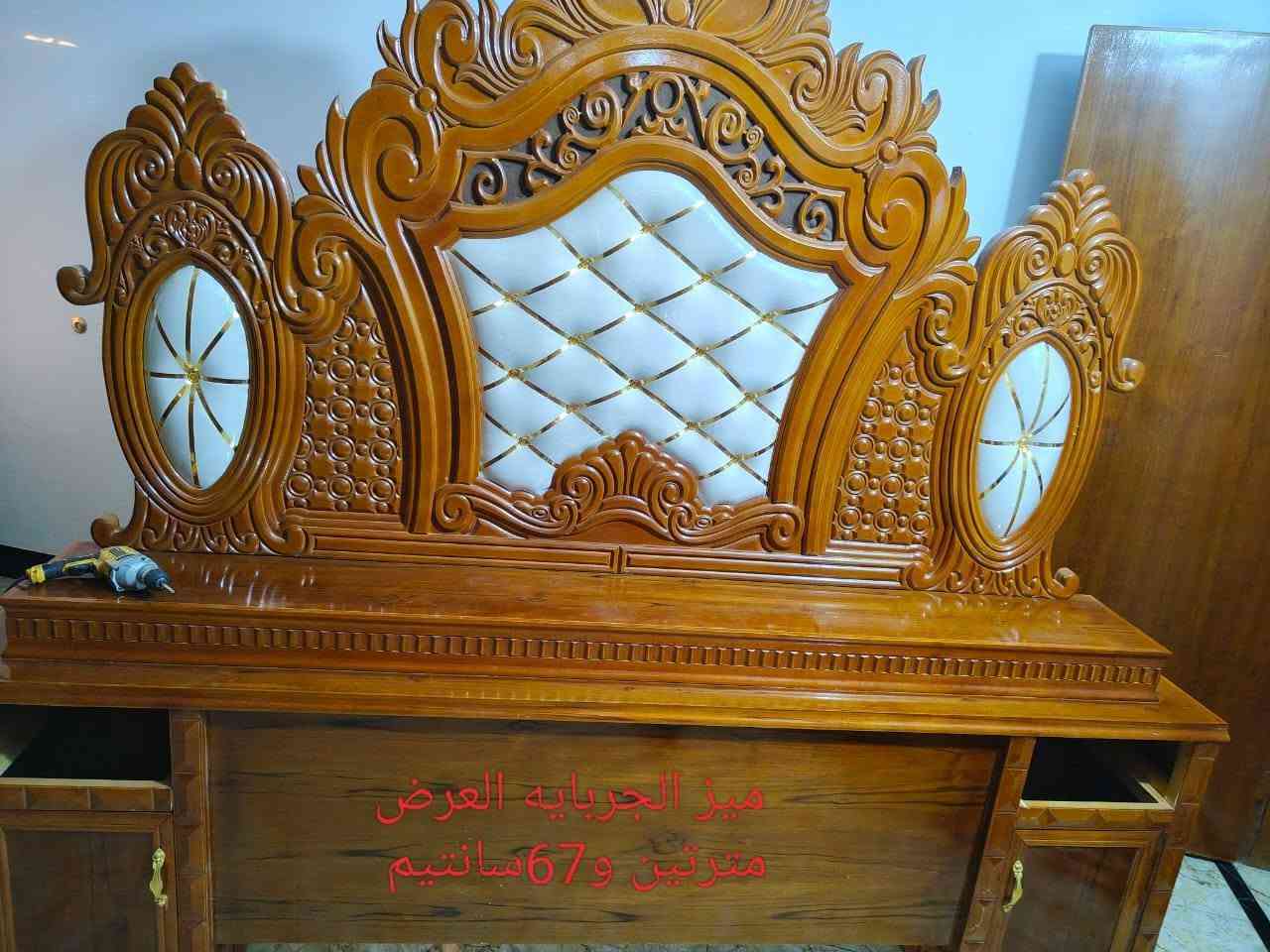 مكلف بالنشر
غرفة اخشاب للبيع عمل عراقي (حطاطه)
خشب صاج داخل وخارج 5ملم ماليزي
النقش زان روماني
الغرفة شغل درجه اولى جديدة فول نضافة مع قياس كل قطعة كما موضحه بالصور 
السعر مليون و750الف وبيه مجال للشراي 
 للتواصل واتساب ***********
