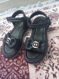 حذاء بناتي • طبي • قياس ٣٥