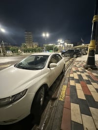 سيراتو للبيع ٢٠١٣ مكفولة  بيها جاملغ الامامي مبدل بلادي حتى داخل مابيه...