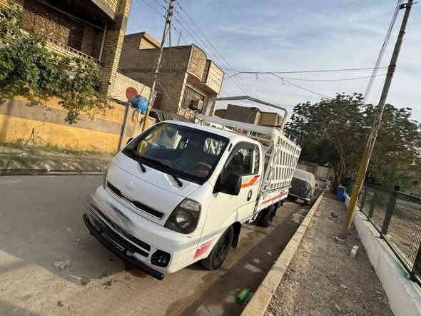 بسم الله الرحمن الرحيم سياره كيه حمل للبيع موديل 2017 تخم تاير تبريد على سويج دوشمه جديده رقم انكليزي سياره باسمي *********** سعر السياره 127وبيهه مجال رقم بغداد
