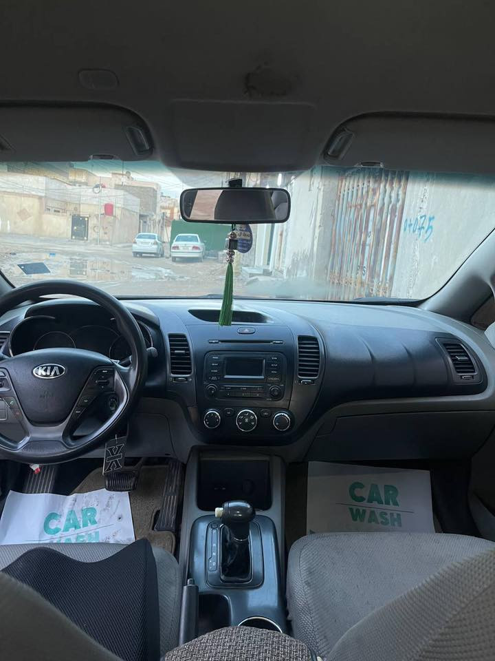 سلام عليكم
كيا سيراتو خليجي موديل 15 رقم نجف دولي بأسمي سنوية جديدة  لحد 2030 محرك1600 دوش كير اوتو 6 نمر شرط كير ومحرك ما مفتوحات بحالة الوكالة تبريد شغال كهربائيات كله شغاله تخم ويل كب كروم السيارة بدون صبغ بيه فقط مكانات بارد مكان السيارة النجف السعر 110 وبيه مجال ***********
غير متواجد على الفيسبوك
