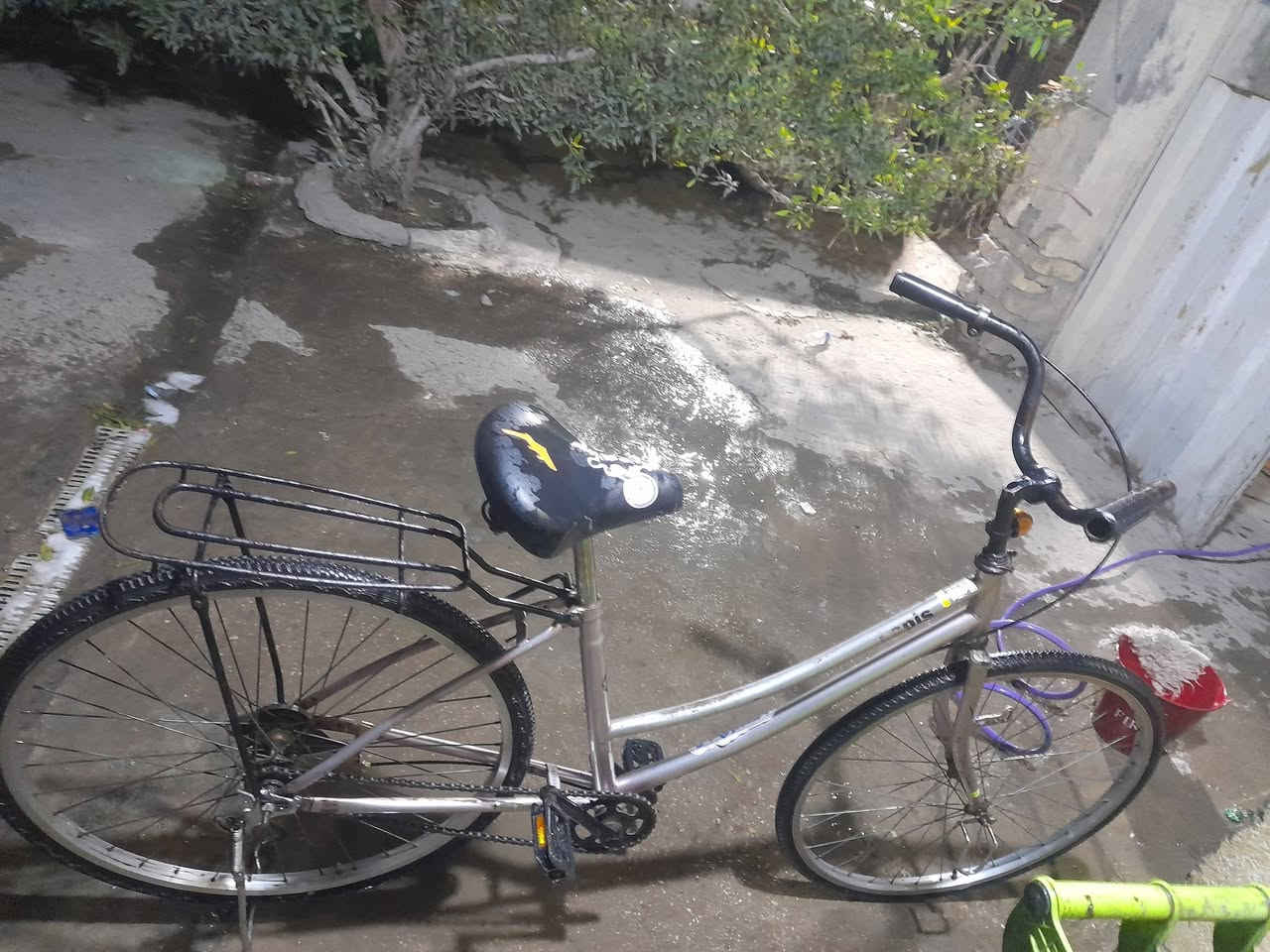 بايسكل بناتي حجم 26 ال بيع سعر 45وبي مجال نضيف كلشي ما بي


**إذا كنت صاحب هذا الإعلان وتريد حذفه لأي سبب، رجاءا أرسل رسالة إلى الدعم الفني**