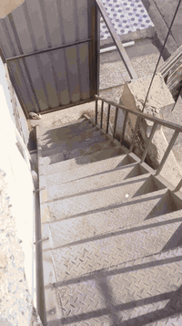 شقة • بيارمجة الشرقية • شريط اليمين