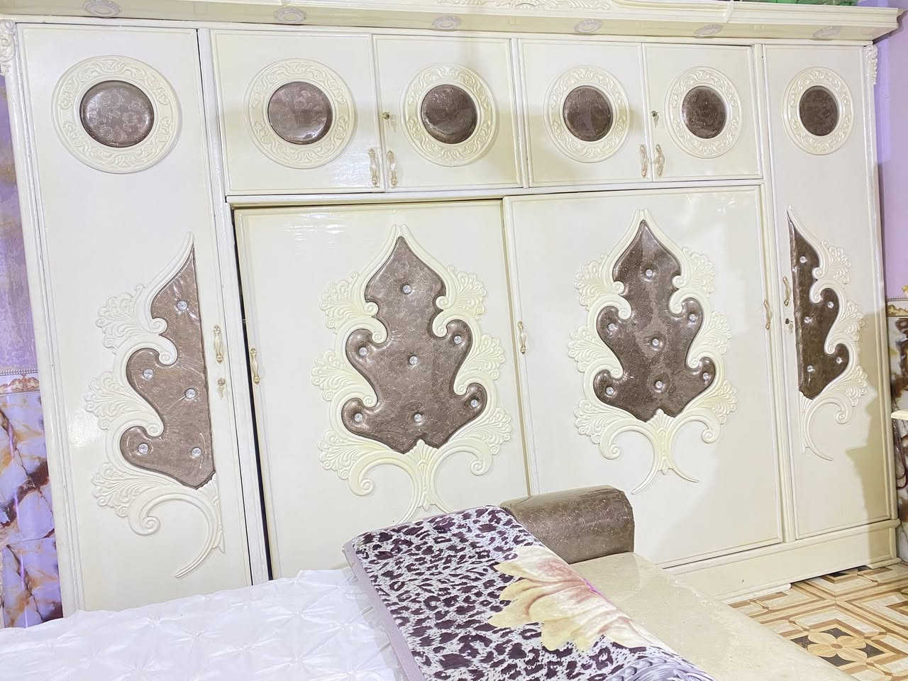 "السلام عليكم غرفه نوم عراقيه تصميم تركي  جبيره وثكيلهة اخشابهة قوي نضيفه سعر(1،500،000) بيهة مجال الستفسار خاص مكانهة بغداد نهروان 💗📮


**إذا كنت صاحب هذا الإعلان وتريد حذفه لأي سبب، رجاءا أرسل رسالة إلى الدعم الفني**