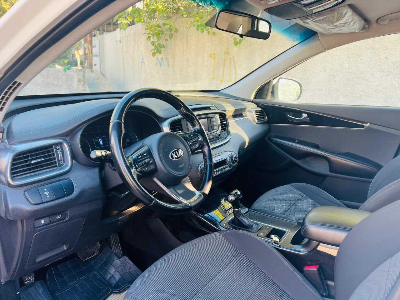 السلام عليكم سورنتو موديل 16 كفاله عامه بدون صبغ بدون فتح عده بارد بسيط رقم بغداد بسمي سياره مال بيت جديده جدا مرايات شفط بصمه صندوق كهربائي تخم تاير صدر امامي خلفي جديد ماشيه 126 مكاني بغداد الامين السعر 205وبيه مجال ***********
