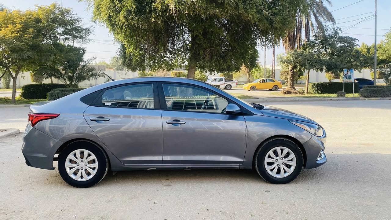 السلام عليكم اكسنت موديل 19
أمريكي حادثه بنيد بدون دواخل 
صور الحادث بالمنشور وبيه بارد
بالباب كير مكينه تبريد كله جديد
المكينه مامفتوحه ماشيه 61 حقيقي 
رقم إربيل سنويه ما ساقطه بسم شركه
السعر ب102 وبي مجال قليل 
مكان السياره بابل الرقم ***********
