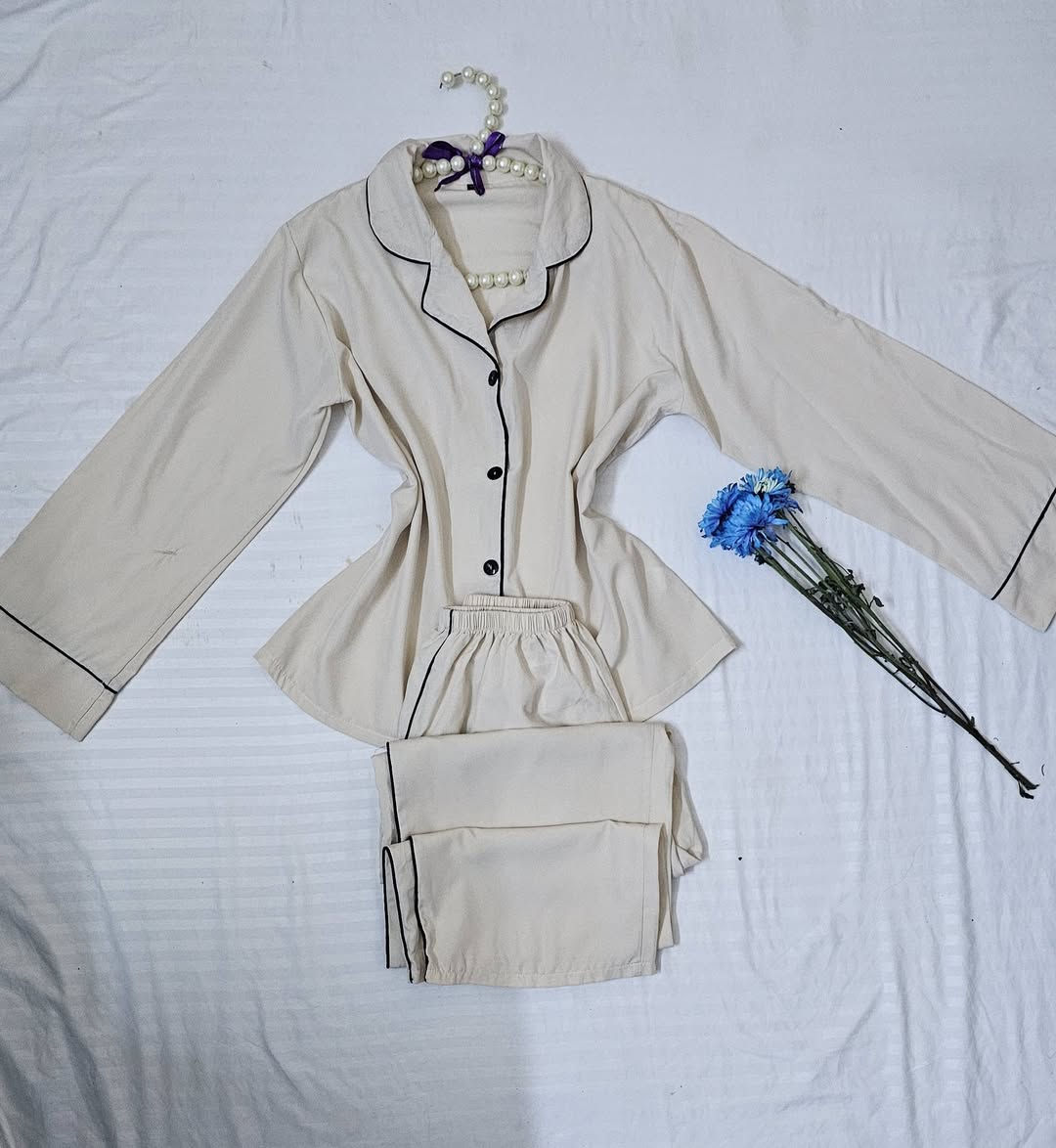 مساء الخير بنات ممكن متابعت الحساب اوفر ملابس نوم تركات ستن


**إذا كنت صاحب هذا الإعلان وتريد حذفه لأي سبب، رجاءا أرسل رسالة إلى الدعم الفني**