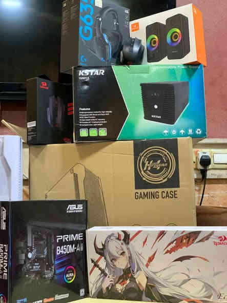 السلام عليكم سيت اب كامل للبيع 
صار عليه 1700 ماخذه قبل 4 اشهر 
ابيعه كامل عل مليون و 250 قفل 
RYZEN 5 5600X 
RTX 4060 8G ASUS
RAM 16G 3200 RGB 
MB B450M 4 RAM SLUT
SSD 1TB 
PSU 650W 
CASE GAMING 4FAN RGB 
شاشه aoc 
280hz 
Fhd 
0.3 ms 
27 inch 
Curved 
ماوس ريدراكون وايرلس 
كيبورد ريدراكون وايرلس 
سماعه لوجتك احترافيه 
ماوس باد حجم كبير رايزر 
يو بي اس 1500 
-------
مكاني بغداد الحريه 
واتساب ***********
اتصال ***********

