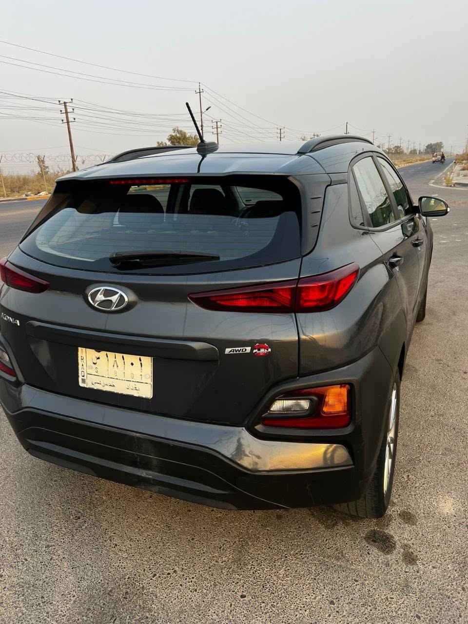 السلام عليكم
كونا 2021 وارد امريكي حادثها مرفق ويا الصور رقم بغداد 
بيها صبغ البنيد والصندوك وشوية من الجاملغ الخلفي عكس السايق على كد الضربة يم البك لايت والراديترات نفسها البلادية مالتها 
المواصفات : بصمة/رادارات امامية وخلفية وجانبية/نظام تعديل المسار/ اوتو بريك/تدفئة كشنات/مانع انزلاق/كامرة دوارة/نظام قيادة نورمال وسبورت /مانع انحدار/كروس سرعة/تحكمات ستيرن فول 
السيارة محرك 2000 دوش المرغوب  وماشية 97 الف ميل وقابل للزيادة ومكانها بغداد  ومناقصها اي شي
 السعر 130وبيها مجال 
مكاني جسر ديالى مجمع عشتار
للأستفسار :
***********
***********
