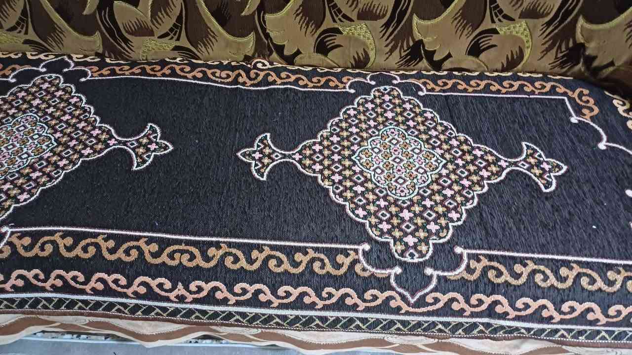 مفرش تخم او ديوان ١٠ مقاعد ٢كبار و٤زغار مقدف شانيل ايراني السعر ٢٠ الف وتوصيل مجاني داخل الكوت فقط لون جوزي طوخ


**إذا كنت صاحب هذا الإعلان وتريد حذفه لأي سبب، رجاءا أرسل رسالة إلى الدعم الفني**