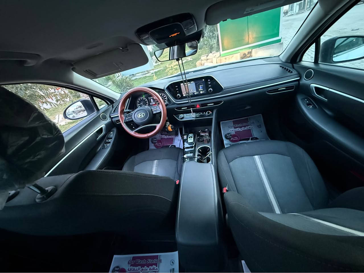 السلام عليكم ❤
سوناتا 2021 وارد أمريكي 
صور الحدث + السونار بالمنشور ... 
1-تحكم ستيرن جهتين ✅
2- تبريد ✅
3- ويل كروم 
4- اشاير بالمري + مري شفط
5- سايد بريك بصمه
6- سويج
7- محرك 2500 سمارت
8-  4 أنظمة قيادة
9- اوتو هولد
10- كير و محرك 1/1 ✅ شرط 
11-السياره ماشيه 57 الف مايل
       سيارة جديدة
12- كشنات مخمل
13- رقم اربيل الدولي
14- اللون ابيض 
15-تحديد مسار
16- رادار
17- سنوية لل 2028

السعر 157 $ وبيه مجال قليل.
موقع السيارة / النجف الاشرف 

PH.N/ *********** النجف, العراق
