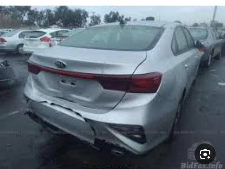 السلام عليكم
فورتي موديل 2019 وارد امريكي مكينة 2000 رقم بغداد انكليزي سيارة جديدة بمعنى الكلمة ماشية  12 الف ميل مكينة دوش حادثهة دعامية خلفية فقط مكاني الغزالية سعر 147 

رقم ***********
