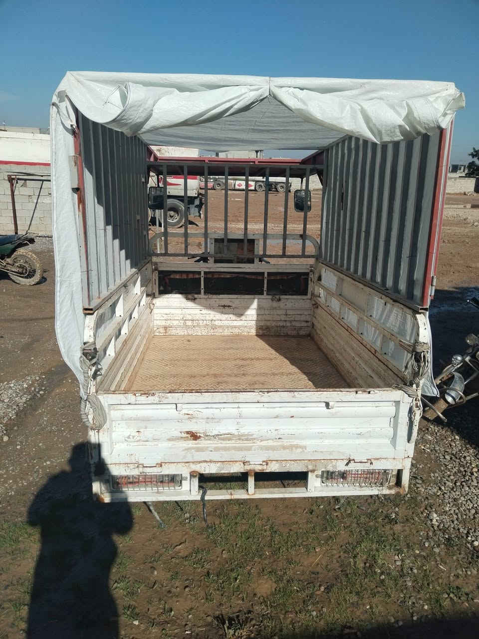 محجل ستوته بعيره كامل مكمل السعر 100وبيه مجال قليل ***********
